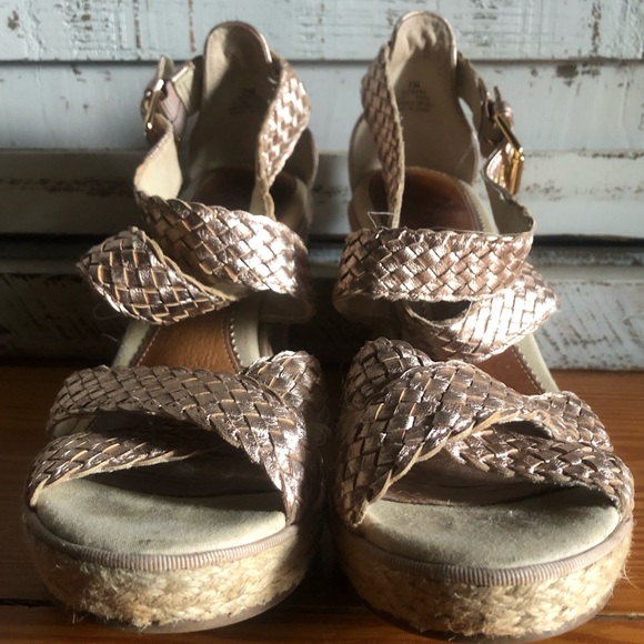 Sperry Rose Gold Wedges - Picture 2 of 6